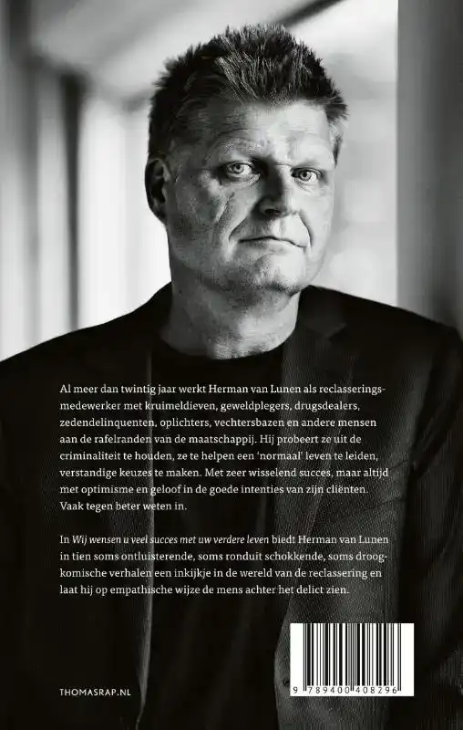 WIJ WENSEN U VEEL SUCCES MET UW VERDERE LEVEN