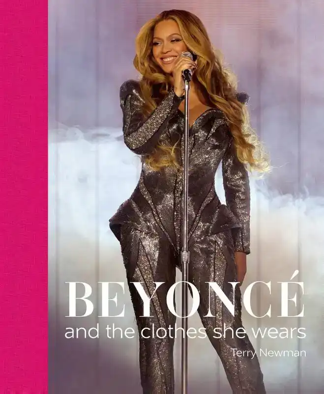 BEYONCE: AND THE CLOTHES SHE WEARS