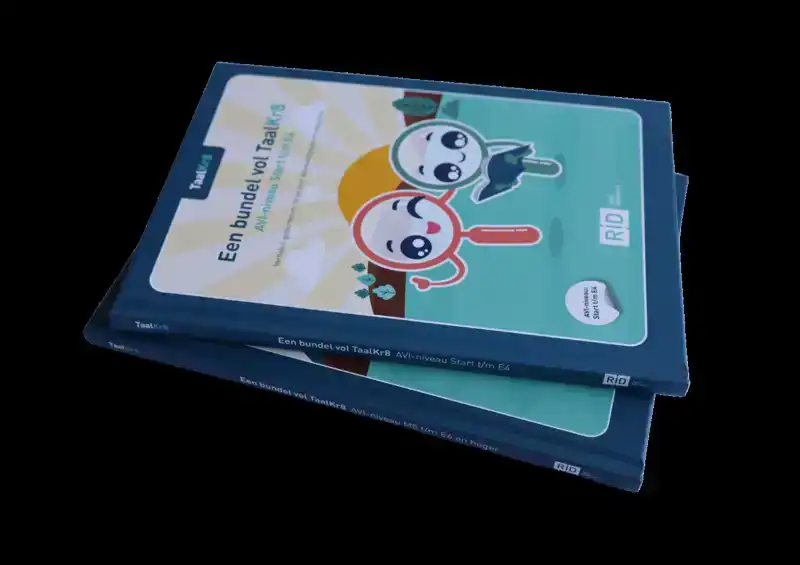 EEN BUNDEL VOL TAALKR8