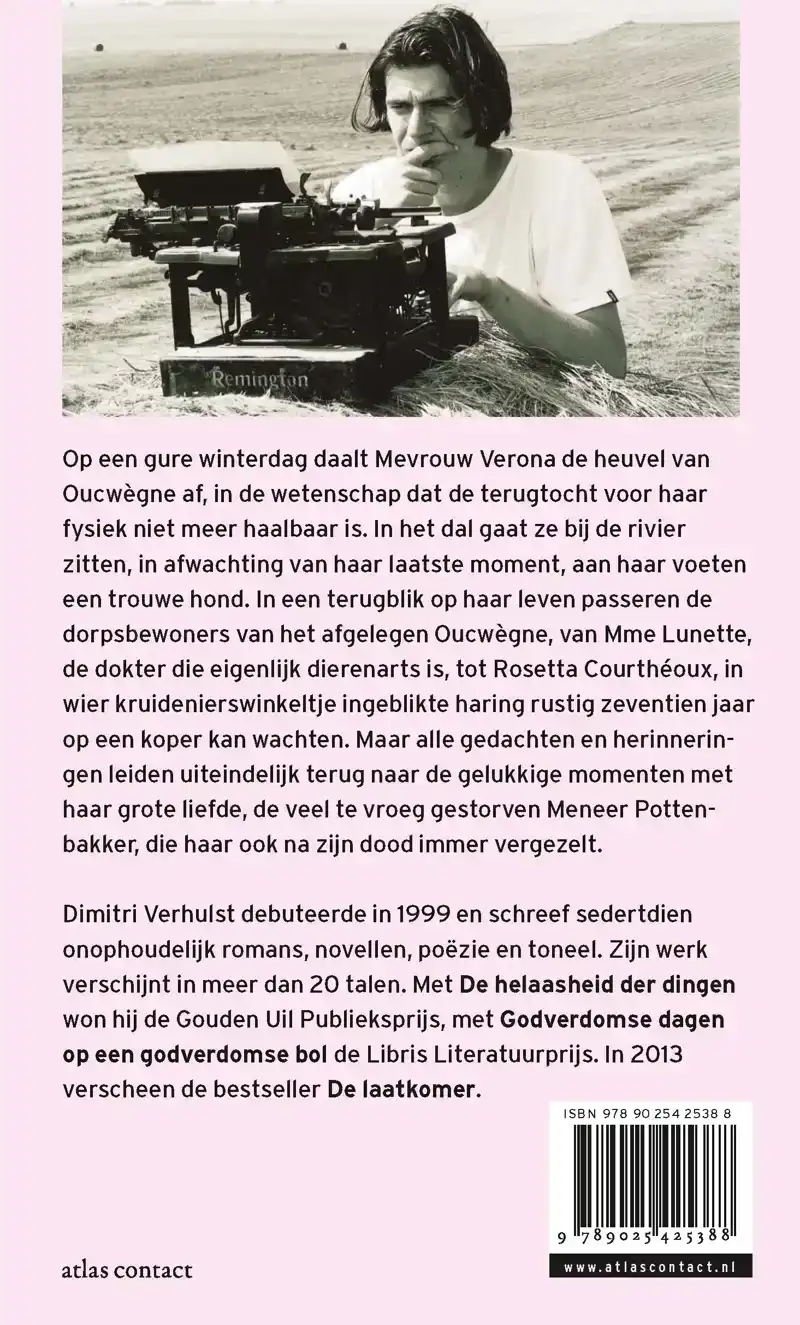 MEVROUW VERONA DAALT DE HEUVEL AF