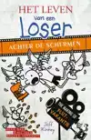 ACHTER DE SCHERMEN