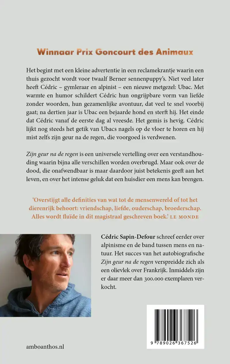 ZIJN GEUR NA DE REGEN