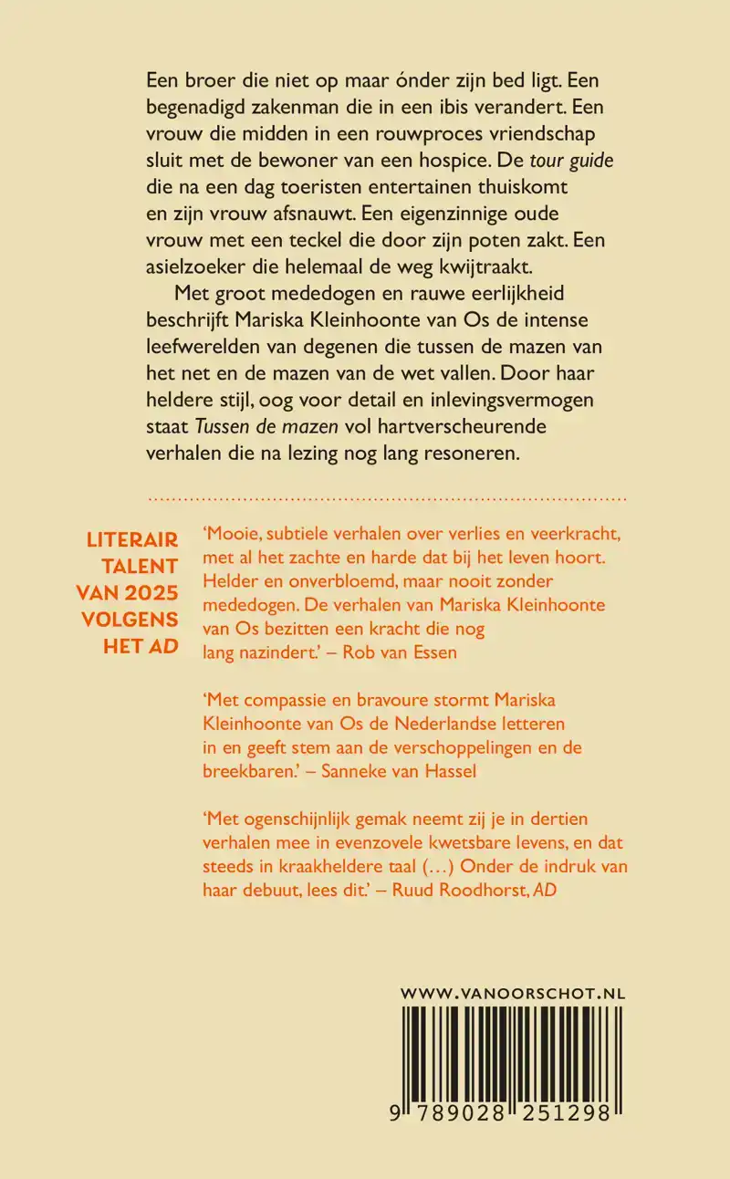 TUSSEN DE MAZEN