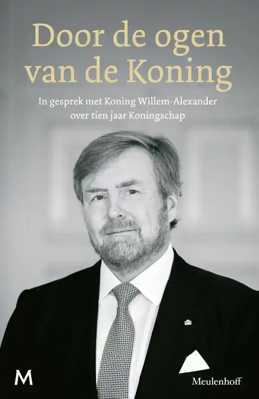 DOOR DE OGEN VAN DE KONING