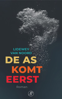 DE AS KOMT EERST