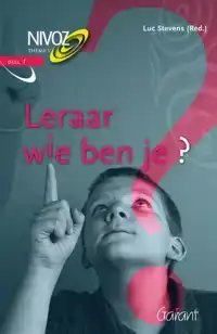 LERAAR WIE BEN JE?