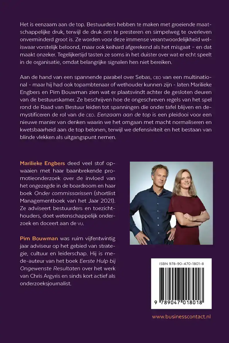 EENZAAM AAN DE TOP
