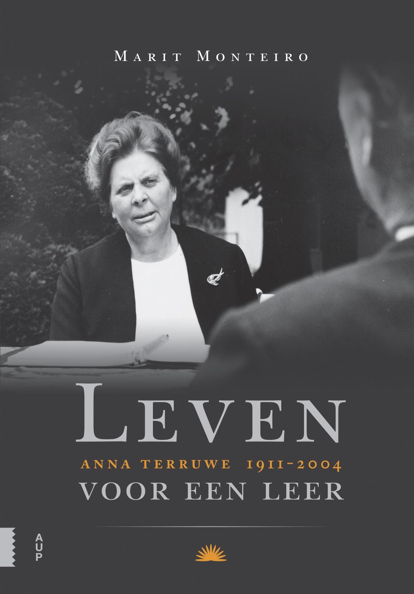 LEVEN VOOR EEN LEER