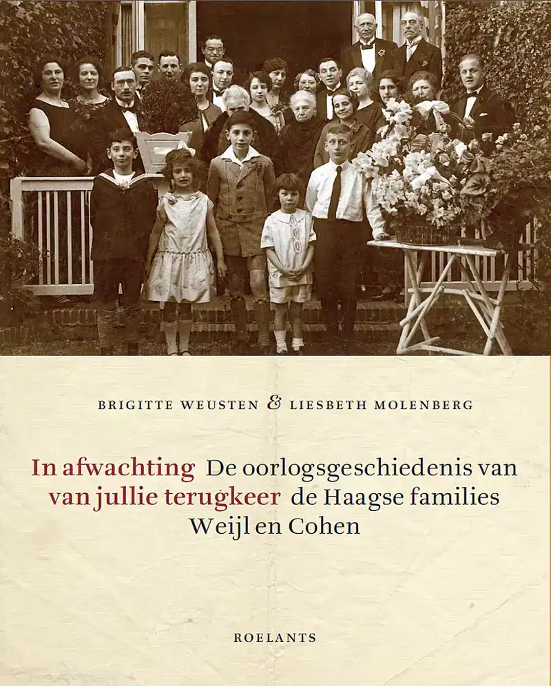 IN AFWACHTING VAN JULLIE TERUGKEER