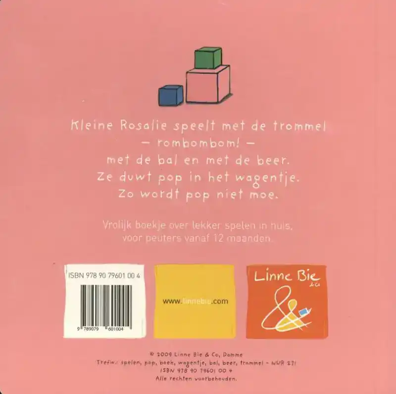 KLEINE ROSALIE SPEELT BINNEN