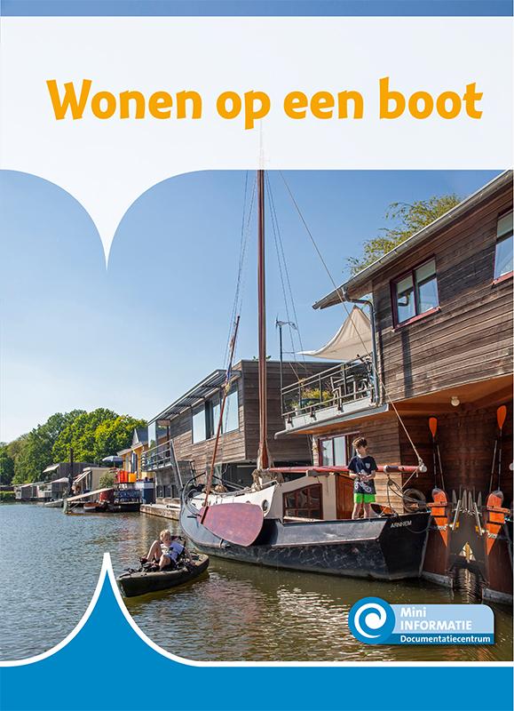 WONEN OP EEN BOOT