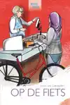 OP DE FIETS