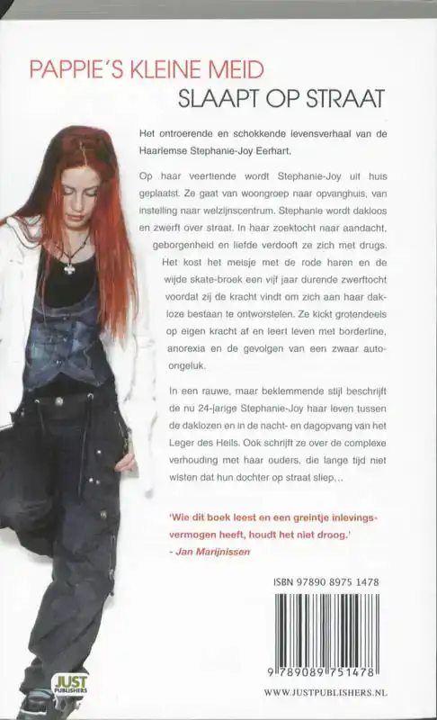 PAPPIE'S KLEINE MEID SLAAPT OP STRAAT