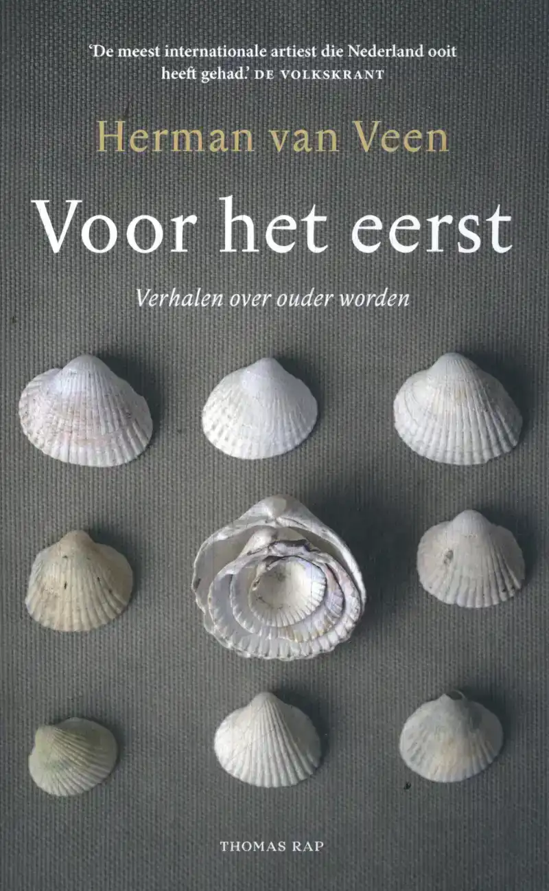 VOOR HET EERST