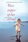 TWEE STAPJES OP HET STRAND