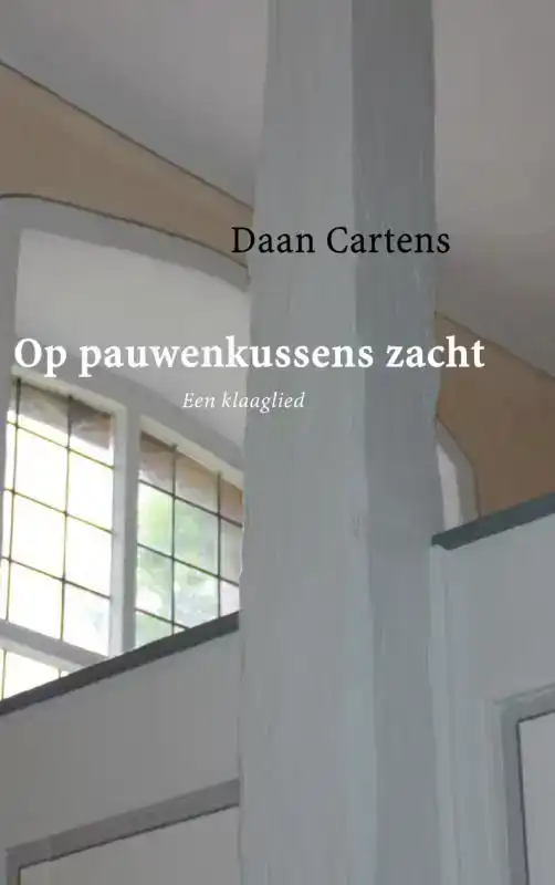 OP PAUWENKUSSENS ZACHT