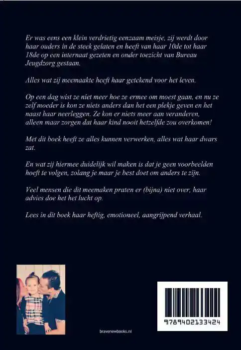 VAN INTERNAATMEISJE NAAR TROTSE MAMA