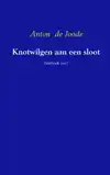 KNOTWILGEN AAN EEN SLOOT