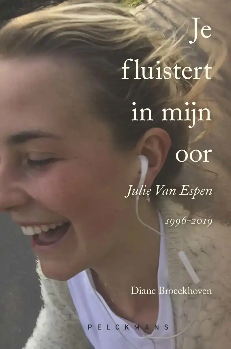 JE FLUISTERT IN MIJN OOR