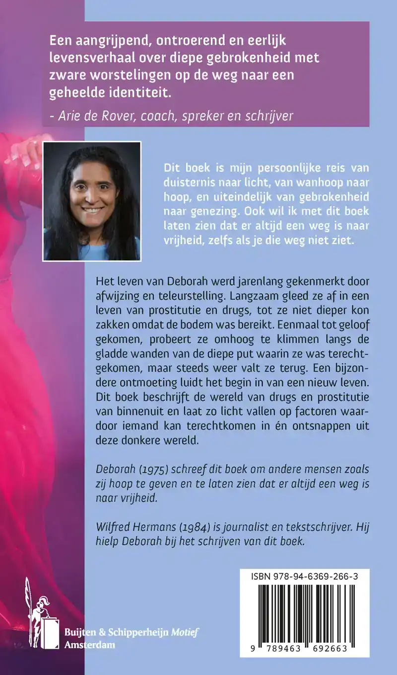 GEHEELD DOOR DE LIEFDE