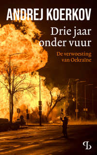 DRIE JAAR ONDER VUUR