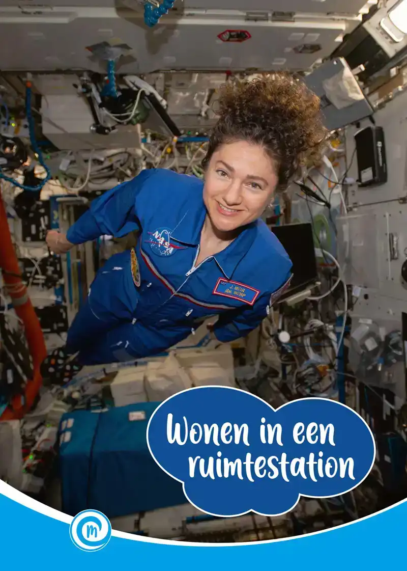 WONEN IN EEN RUIMTESTATION