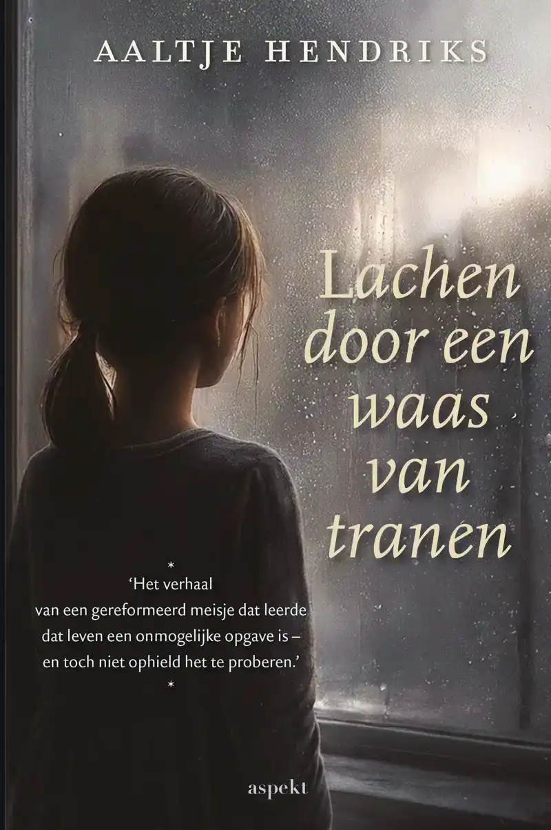 LACHEN DOOR EEN WAAS VAN TRANEN