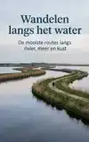 WANDELEN LANGS HET WATER