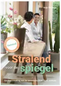 STRALEND VOOR DE SPIEGEL