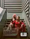 DUTCH GIRLS IN MUSEUMS
