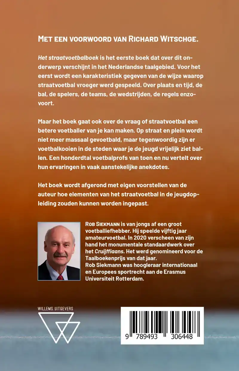 HET STRAATVOETBALBOEK
