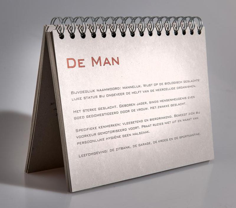 ECHTE MANNEN KLEUREN NIET