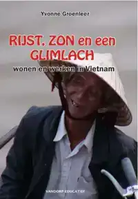 RIJST, ZON EN EEN GLIMLACH