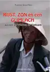 RIJST, ZON EN EEN GLIMLACH