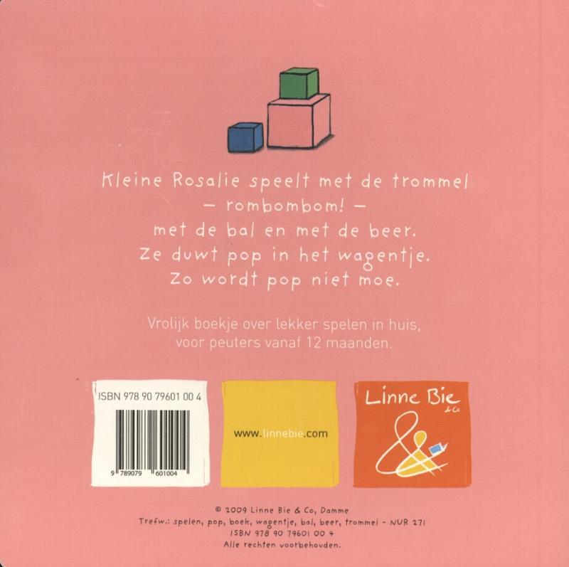 KLEINE ROSALIE SPEELT BINNEN