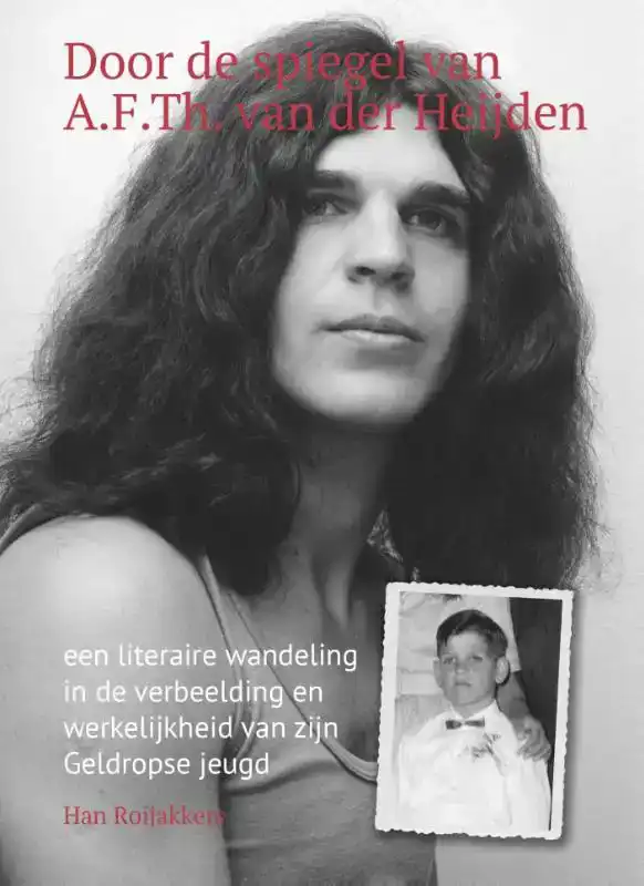 DOOR DE SPIEGEL VAN ADRI VAN DER HEIJDEN