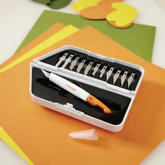 SNIJMES FISKARS PREMIUM PRECISION