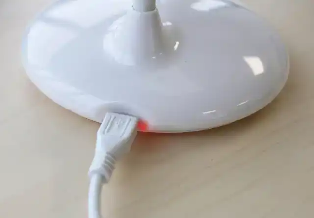 BUREAULAMP UNILUX NELLY LED WIT