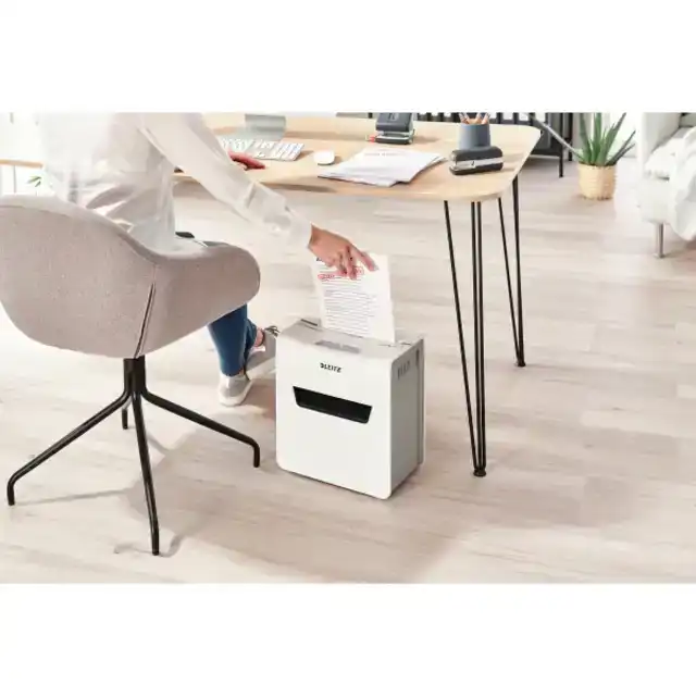 PAPIERVERNIETIGER LEITZ IQ PROTECT