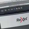 PAPIERVERNIETIGER REXEL MOMENTUM P420