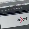 PAPIERVERNIETIGER REXEL MOMENTUM P515