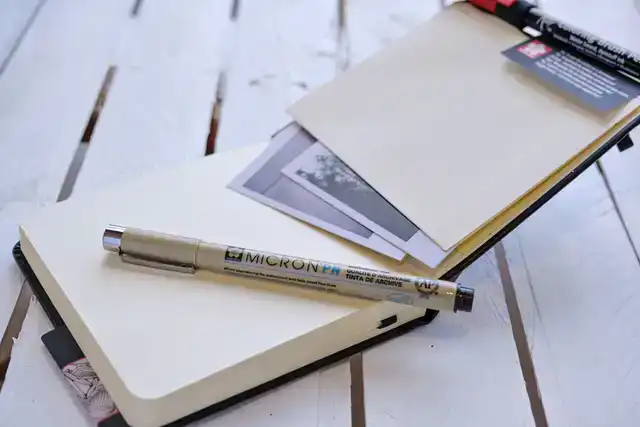 SCHETSBOEK SAKURA 80 WITTE VELLEN