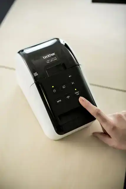 LABELPRINTER BROTHER DK QL810WC DESKTOP