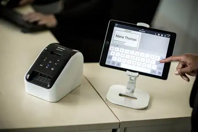 LABELPRINTER BROTHER DK QL810WC DESKTOP