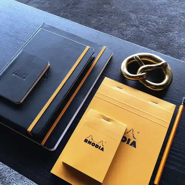 SCHRIJFBLOK RHODIA A4 LIJN 80VEL 80GR