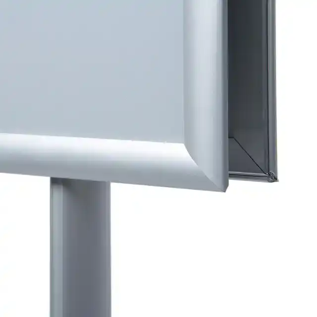POSTERSTANDAARD 25 MM HOEKEN A4
