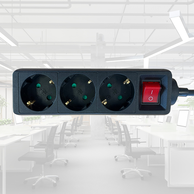STEKKERDOOS BRASQ 3 VOUDIG 1.4 METER