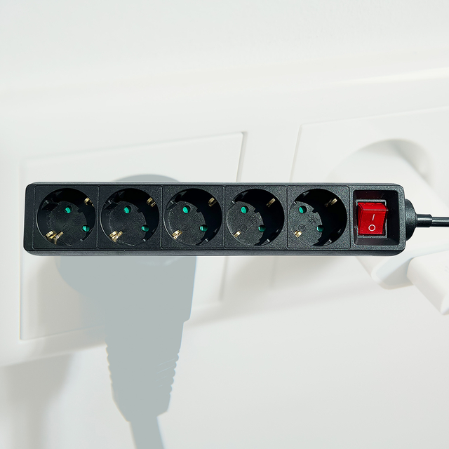 STEKKERDOOS BRASQ 5 VOUDIG 1.4 METER