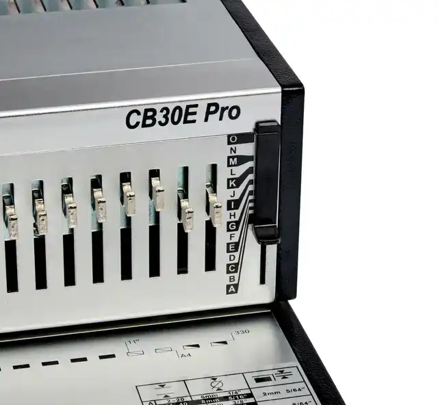 INBINDMACHINE GBC COMBBIND CB30E PRO