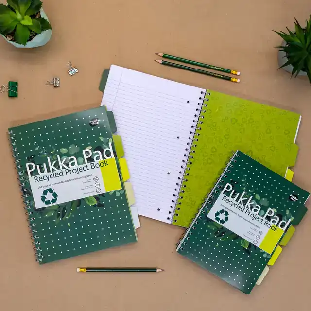 PROJECTBOEK PUKKA RECY B5 LIJN 200PAG
